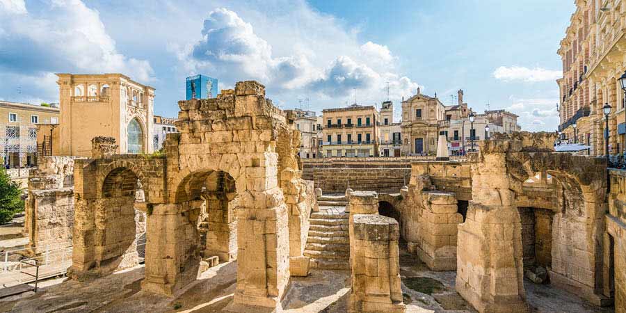 Touring the historical city of Lecce