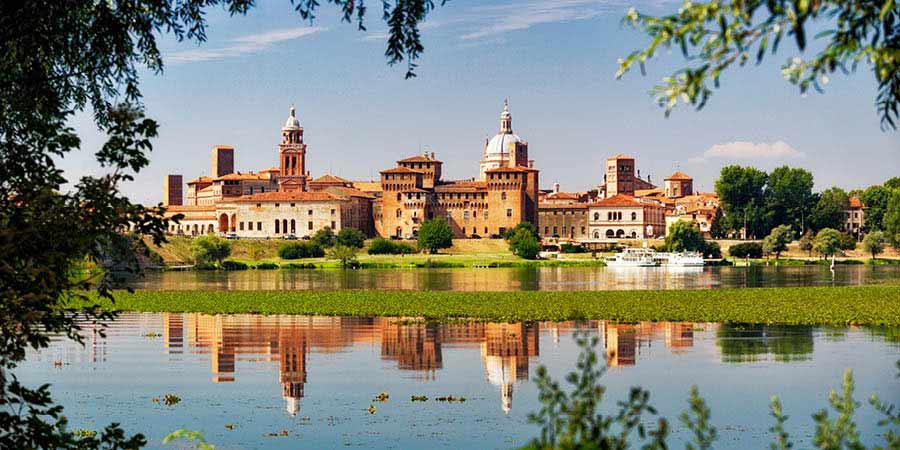 Uncovering Mantua and cruising its surrounding lakes
