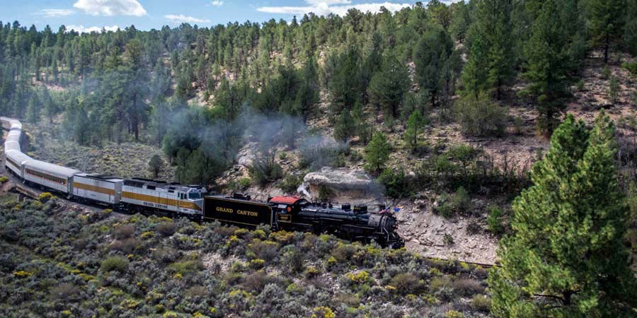 Journeying to the South Rim aboard the Grand Canyon Railway